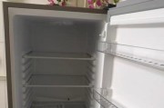 解决冰柜门密封不好的问题（保持冷藏效果的关键方法及细节注意事项）