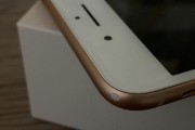 iPhone突然无故振动的原因分析（揭秘iPhone突然振动的背后原因与解决方法）