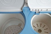 如何使用小苏打清洗洗衣机（简单有效的清洁方法及注意事项）