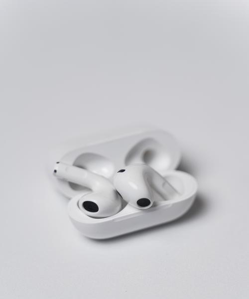 如何准确鉴别真假AirPods3耳机（全面了解真假AirPods3耳机的鉴别方法和技巧）