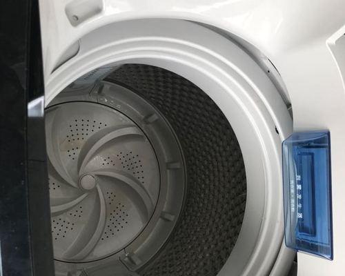 自动洗衣机漏水的原因及解决方法（查看下这些地方）