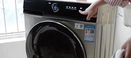 如何正确清洗滚筒洗衣机（简单操作）